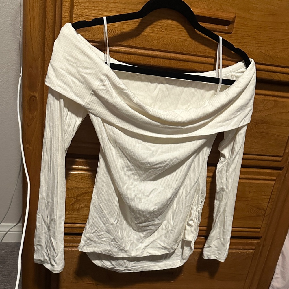 SHEIN Off-Shoulder White Blouse